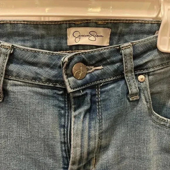 Jessica‎ Simpson Women’s Rolled Crop Skinny Jeans Size 6/28 - Picture 3 of 7